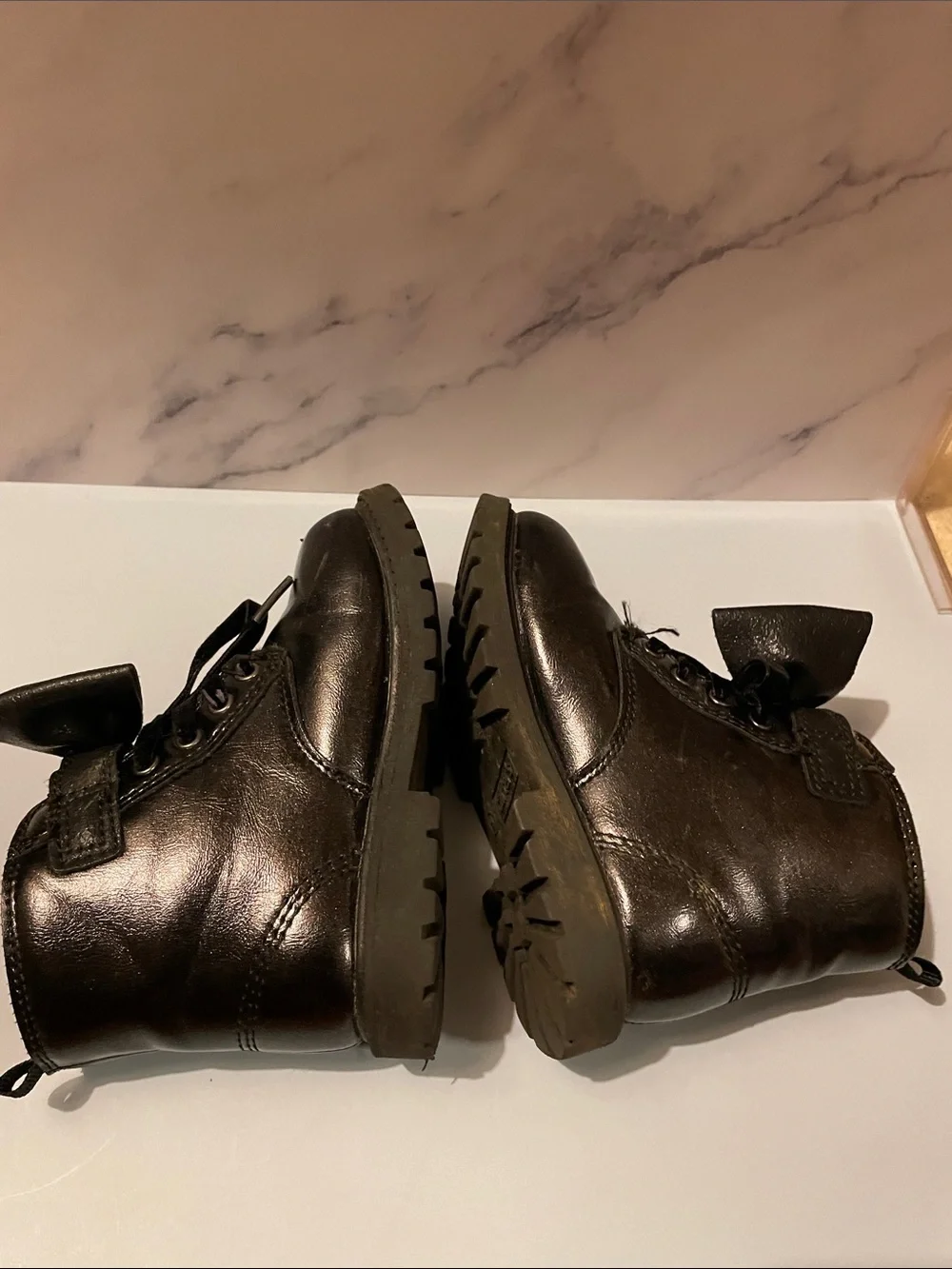 Carter’s Toddler Girl Size 9 Black Patent Faux Leather Bow Detail Lace-Up Boots